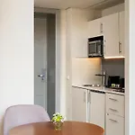 아파트호텔 H10 Ku'damm Lofts 4*