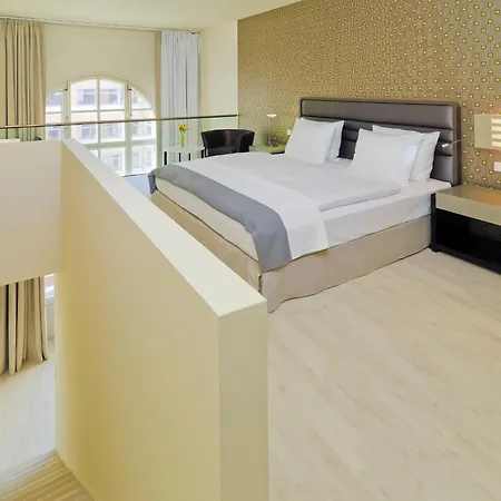 H10 Ku'damm Lofts 4* 베를린