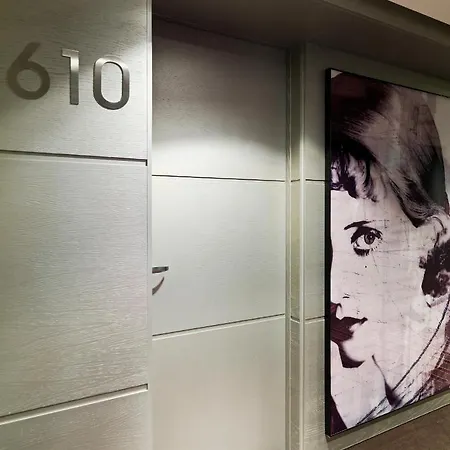 H10 Ku'damm Lofts 아파트호텔 4*