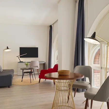 מלון דירות H10 Ku'damm Lofts 4*