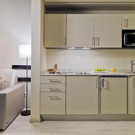 H10 Ku'damm Lofts Апарт-отель 4*