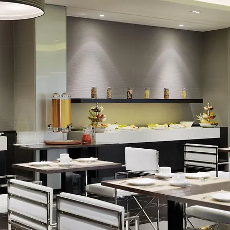 H10 Ku'damm Lofts Hotel apartamentowy 4*