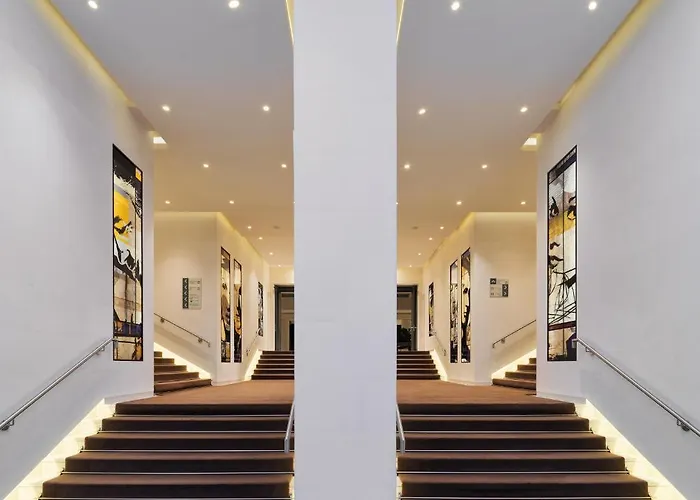 Apartahotel H10 Ku'damm Lofts 4*